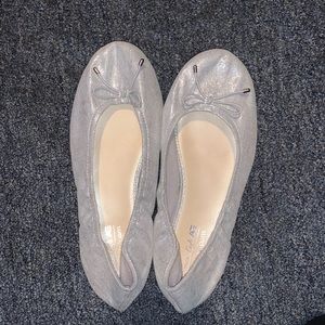 American Eagle flats